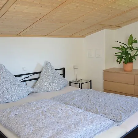 Gaestehaus Waldecker بيت ضيافة 3*
