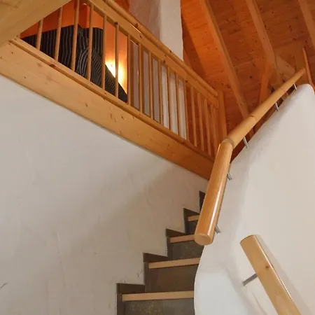 بيت ضيافة Gaestehaus Waldecker