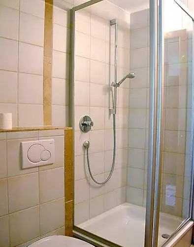 Gaestehaus Waldecker 3*