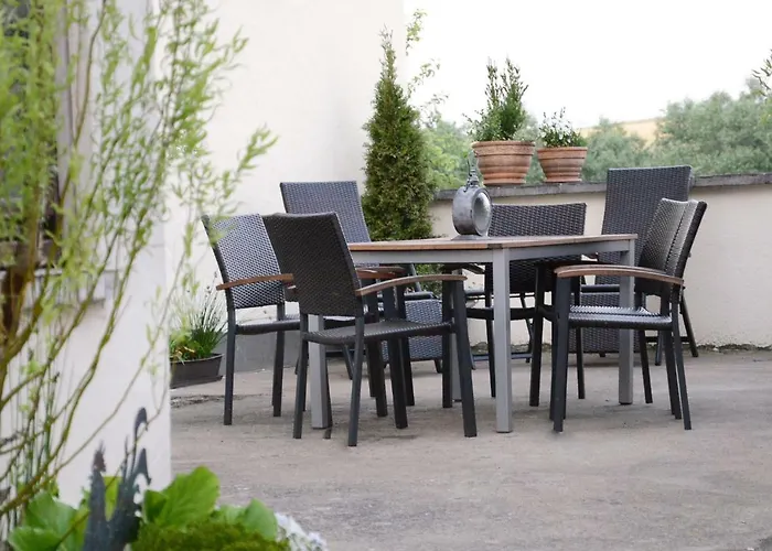 Gaestehaus Waldecker בית הארחה בוס