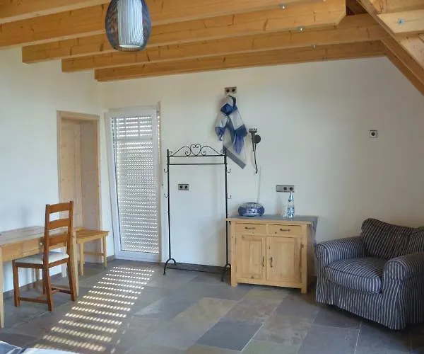 Gaestehaus Waldecker בית הארחה